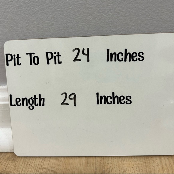 NWT American Eagle Outfitters Dark Blue Patterned Casual Button Up Shirt Large - Picture 8 of 8